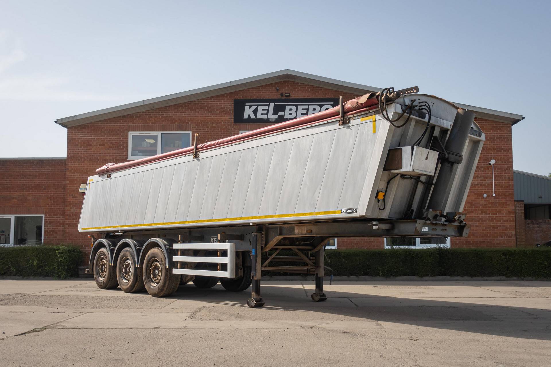 Kel-Berg T98 3-Axle Aluminium Aggregate Trailer