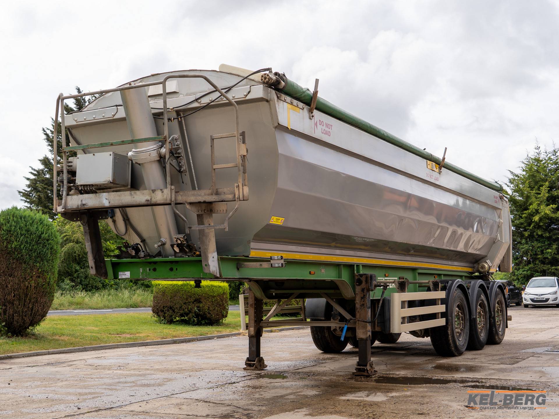 Kel-Berg T100 3-Axle Aluminium Aggregate Trailer