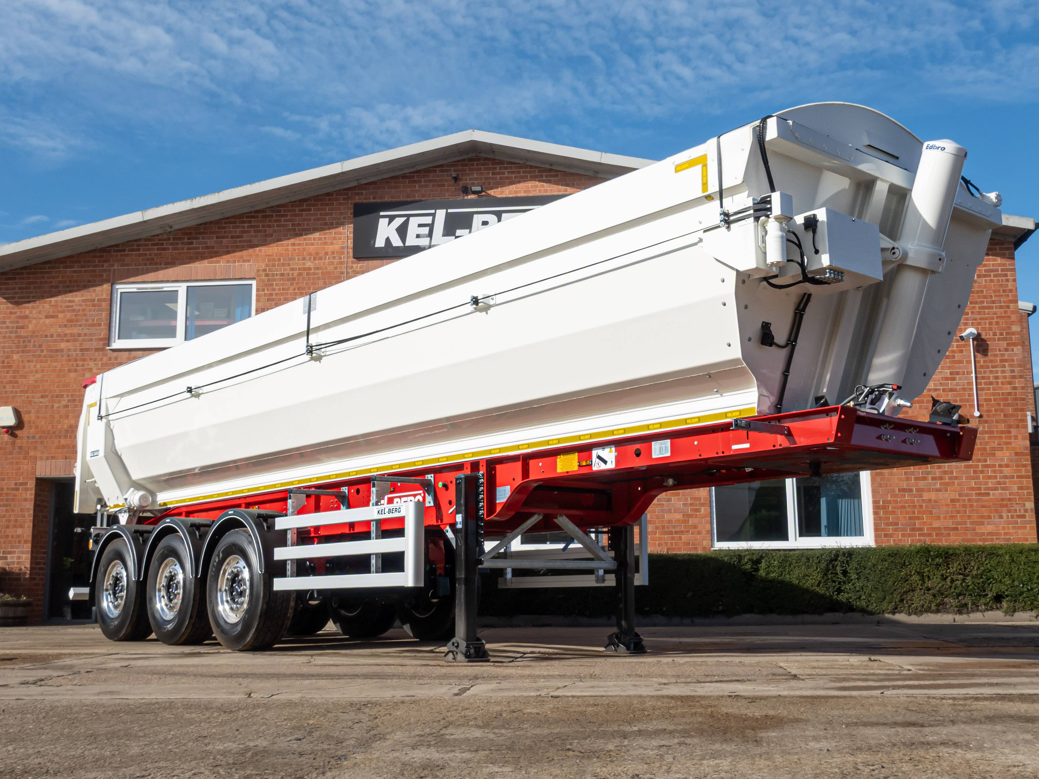 Kel-Berg 3-Axle Alloy Aggregate Trailer