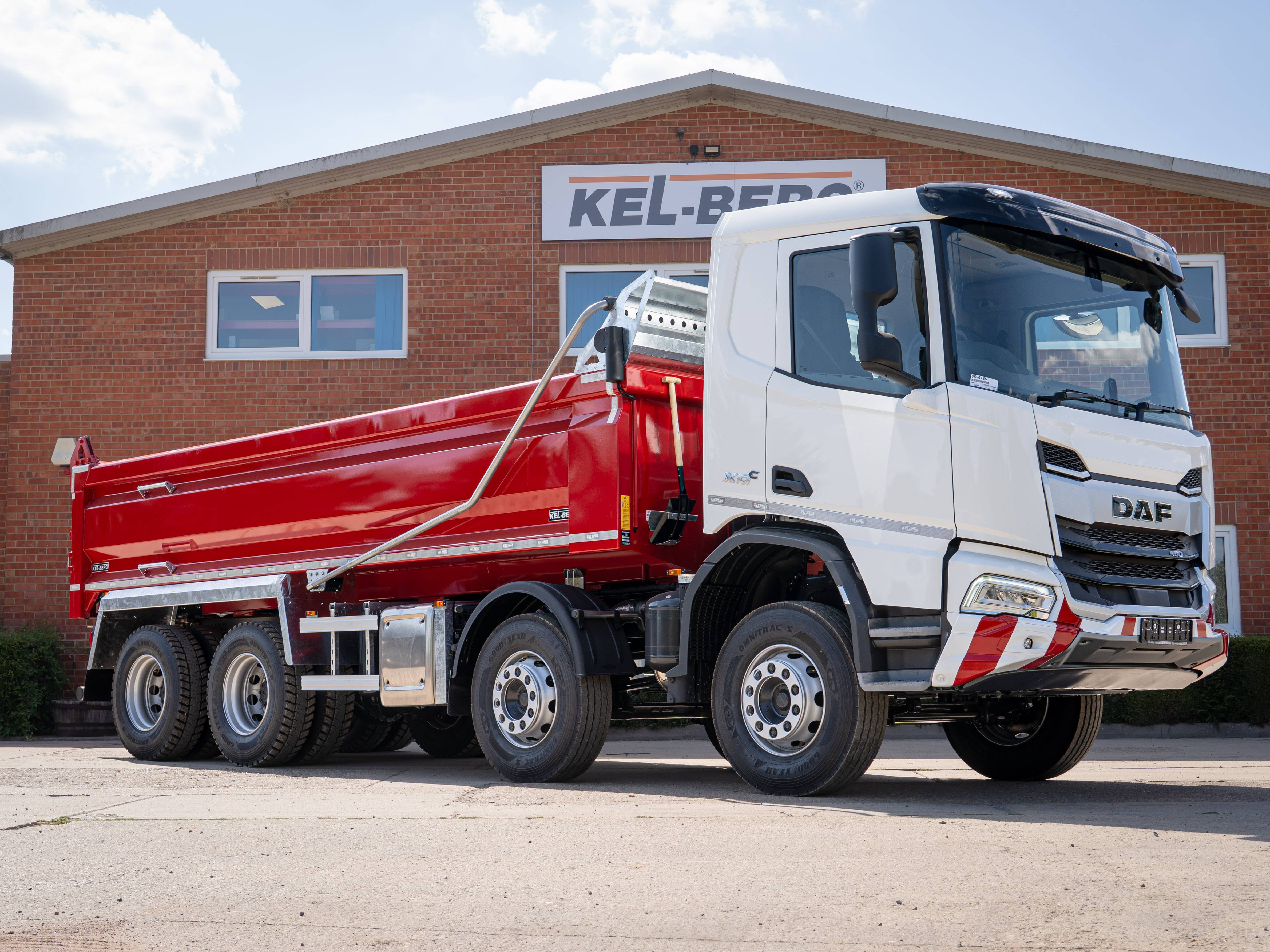 DAF XDC 450 FAD 8×4 Kel-Berg Steel Tipper